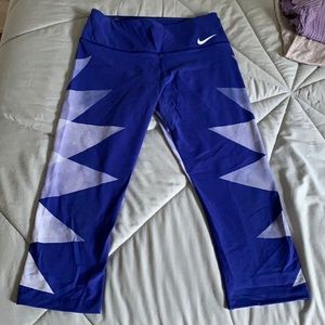 Nike Dri-Fit cropped leggings